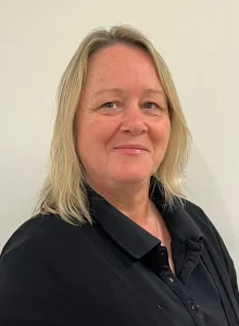 Karen Kelly Updated background Karen Kelly, Apprenticeship Curriculum Lead, Early Years and Safeguarding Team